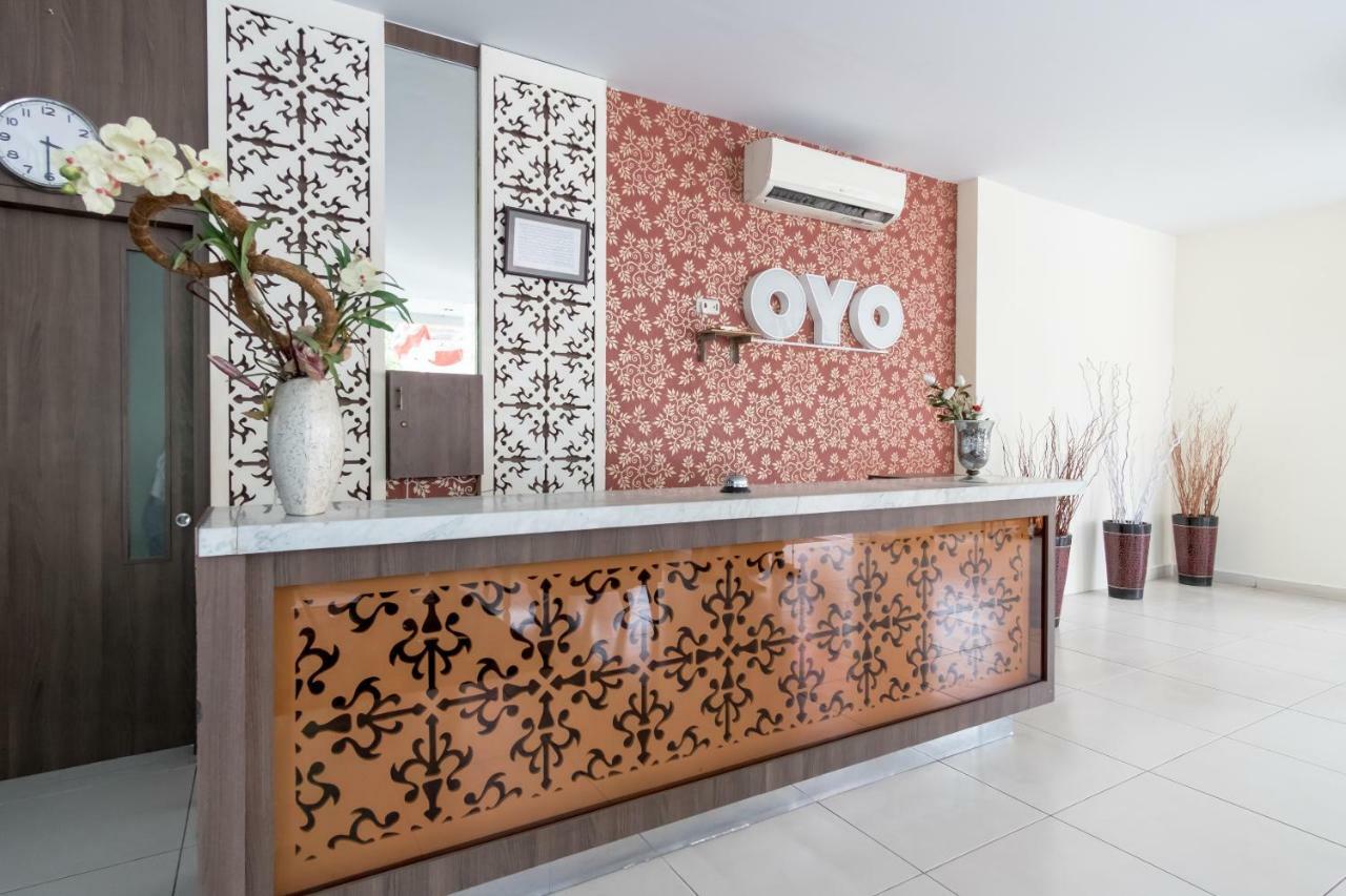 Oyo Flagship 1348 Hotel Home Anaya Medan Exterior photo
