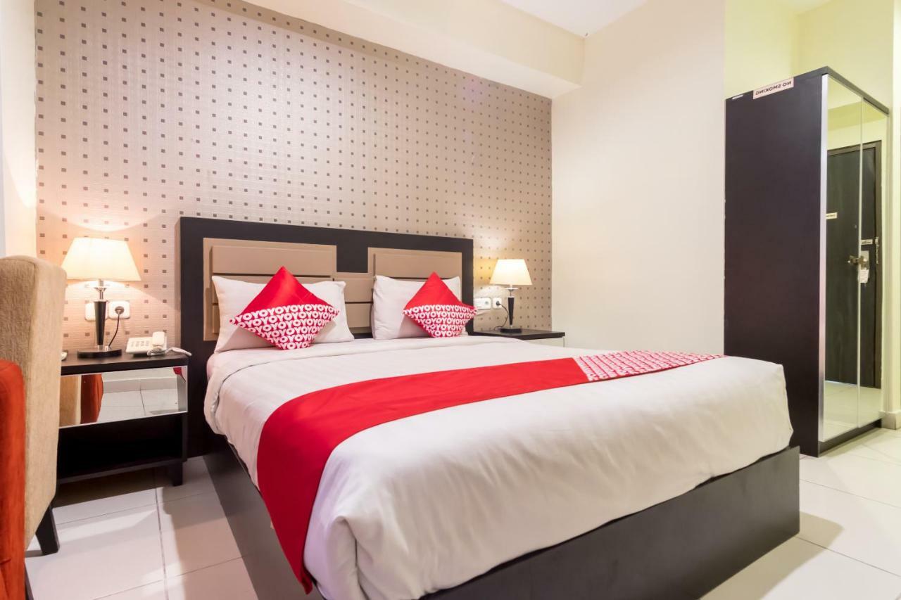 Oyo Flagship 1348 Hotel Home Anaya Medan Exterior photo