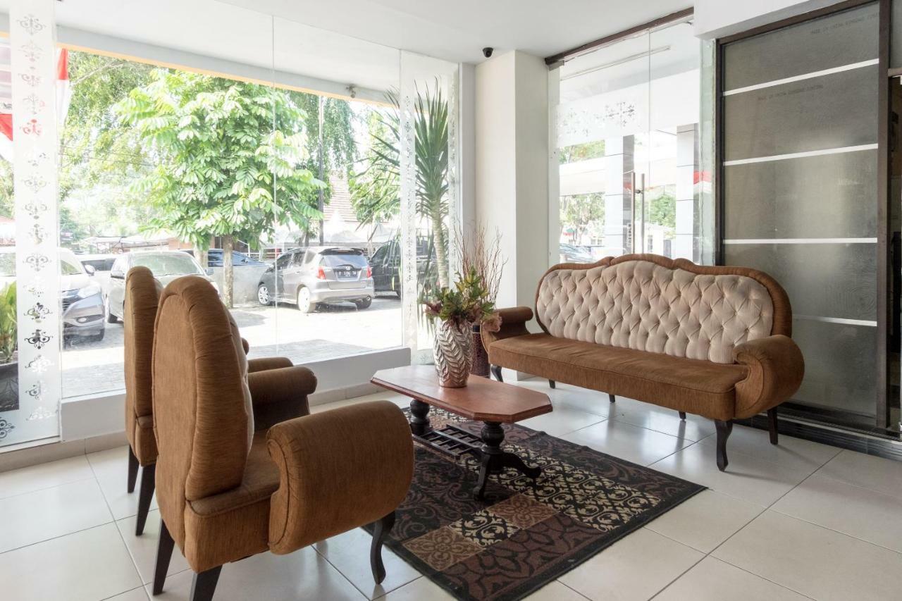 Oyo Flagship 1348 Hotel Home Anaya Medan Exterior photo